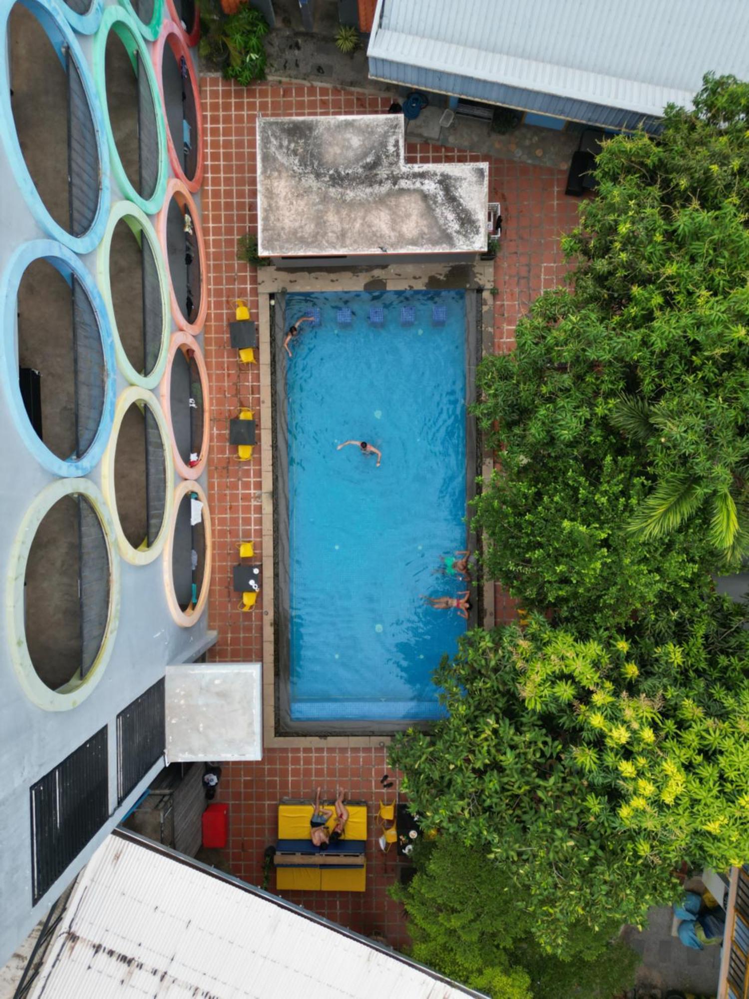 White Rabbit Hostel เสียมราฐ ภายนอก รูปภาพ