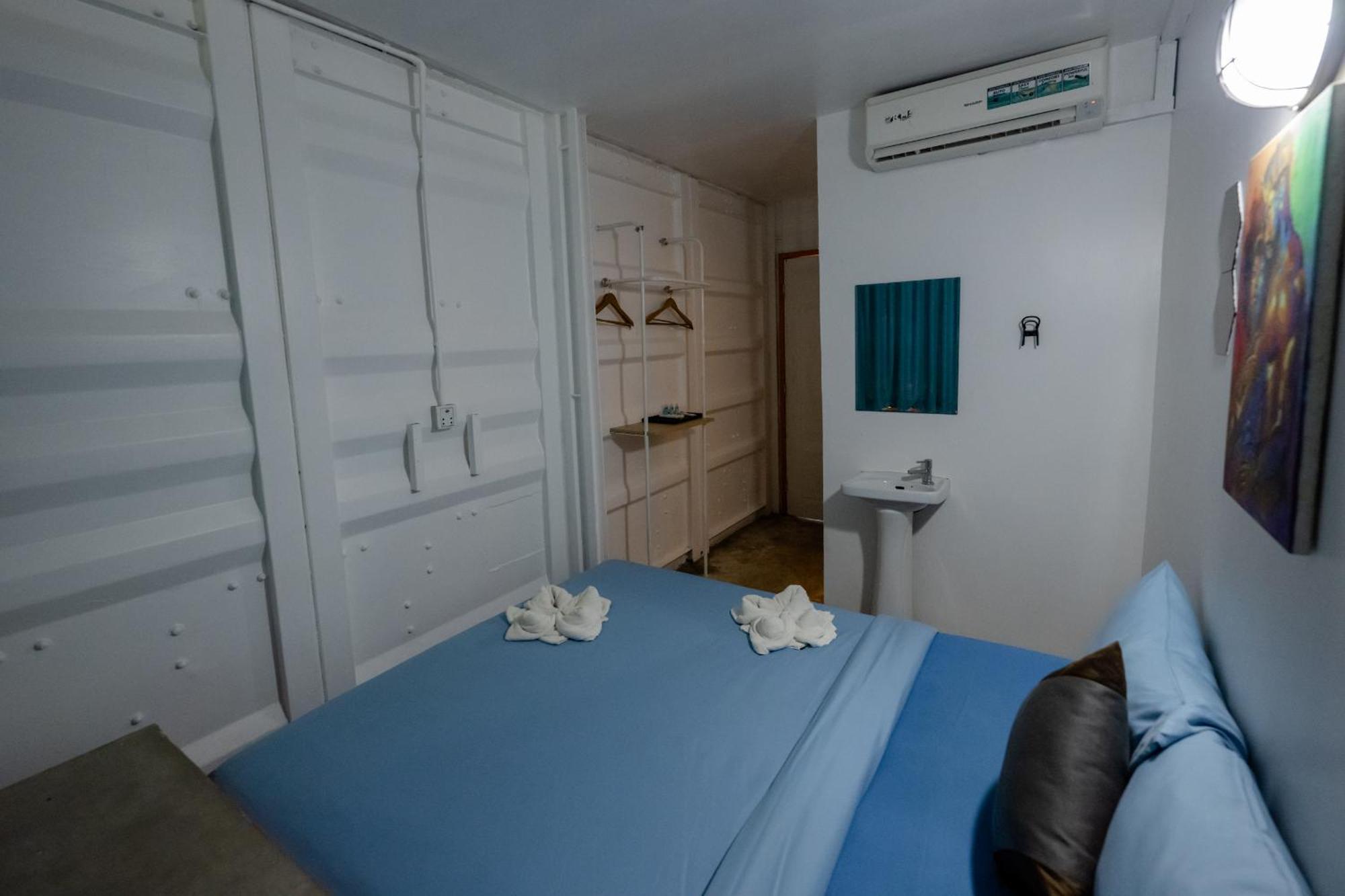 White Rabbit Hostel เสียมราฐ ภายนอก รูปภาพ