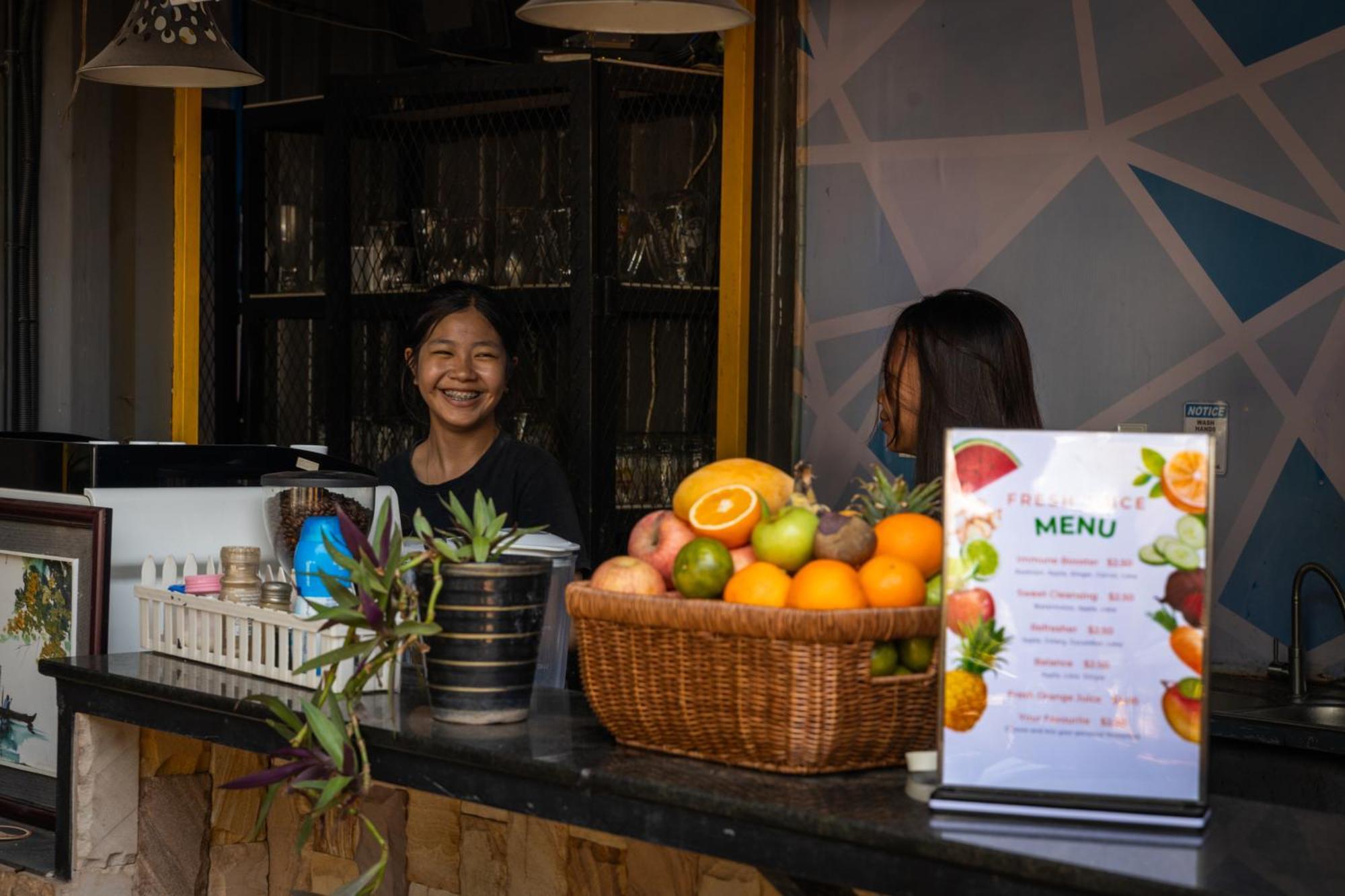 White Rabbit Hostel เสียมราฐ ภายนอก รูปภาพ