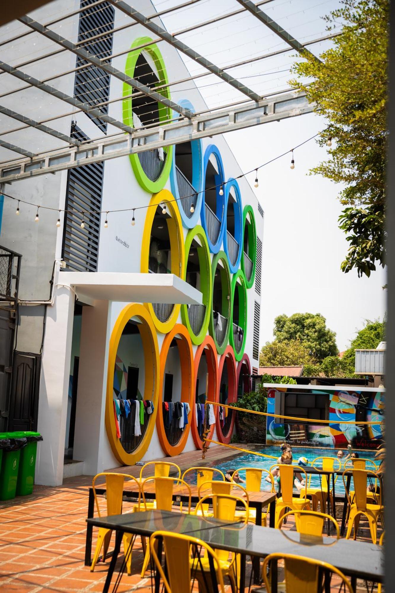 White Rabbit Hostel เสียมราฐ ภายนอก รูปภาพ